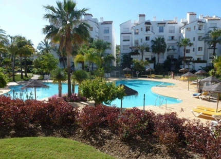 Apartamento en alquiler a corta temporada en Costalita, Estepona Este