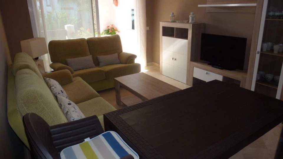 Apartamento en alquiler a corta temporada en Costalita, Estepona Este