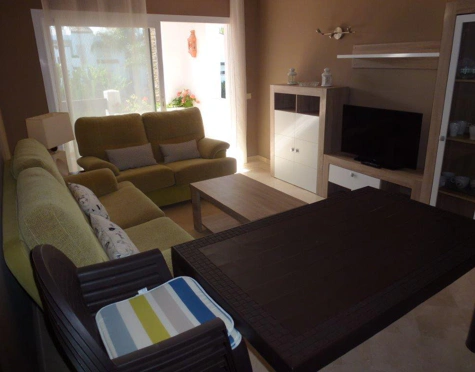 Apartamento en alquiler a corta temporada en Costalita, Estepona East