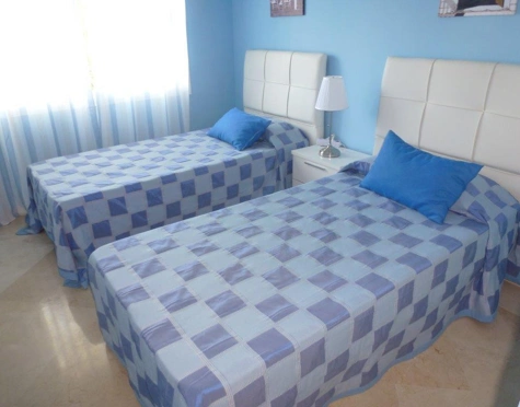 Apartamento en alquiler a corta temporada en Costalita, Estepona East