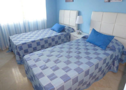 Apartamento en alquiler a corta temporada en Costalita, Estepona Este