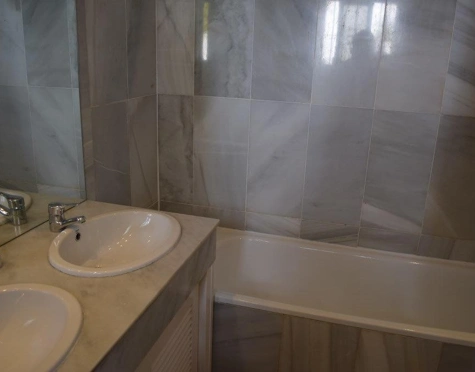 Apartamento Planta Baja en alquiler larga temporada en Marbella - Puerto Banus