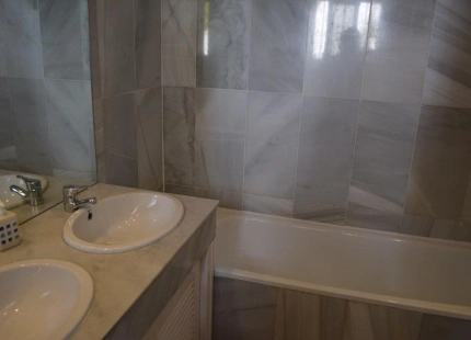 Apartamento Planta Baja en alquiler larga temporada en Marbella - Puerto Banus