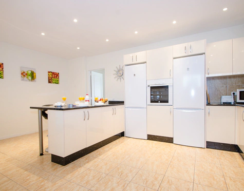 Villa en alquiler a corta temporada en Marbella - Puerto Banus