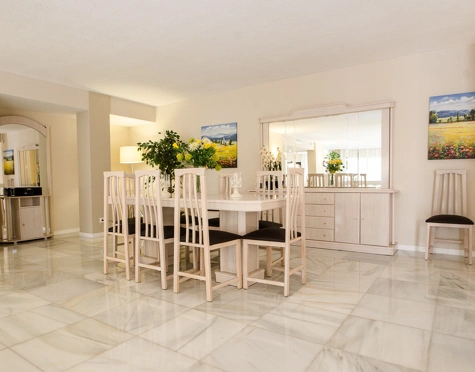 Villa en alquiler a corta temporada en Marbella - Puerto Banus