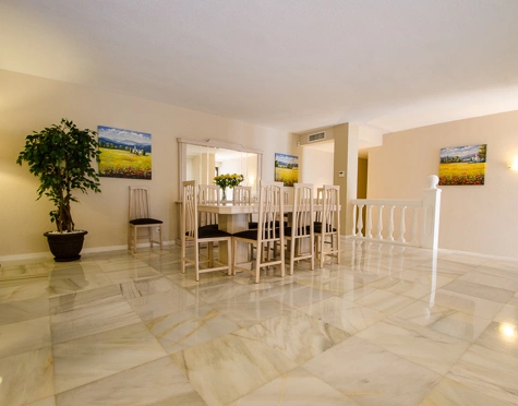 Villa en alquiler a corta temporada en Marbella - Puerto Banus