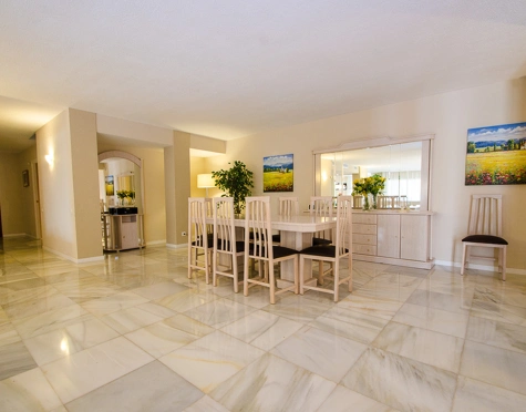 Villa en alquiler a corta temporada en Marbella - Puerto Banus