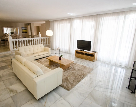 Villa en alquiler a corta temporada en Marbella - Puerto Banus