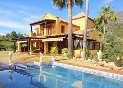 Villa en venta en Sierra Blanca, Marbella Golden Mile