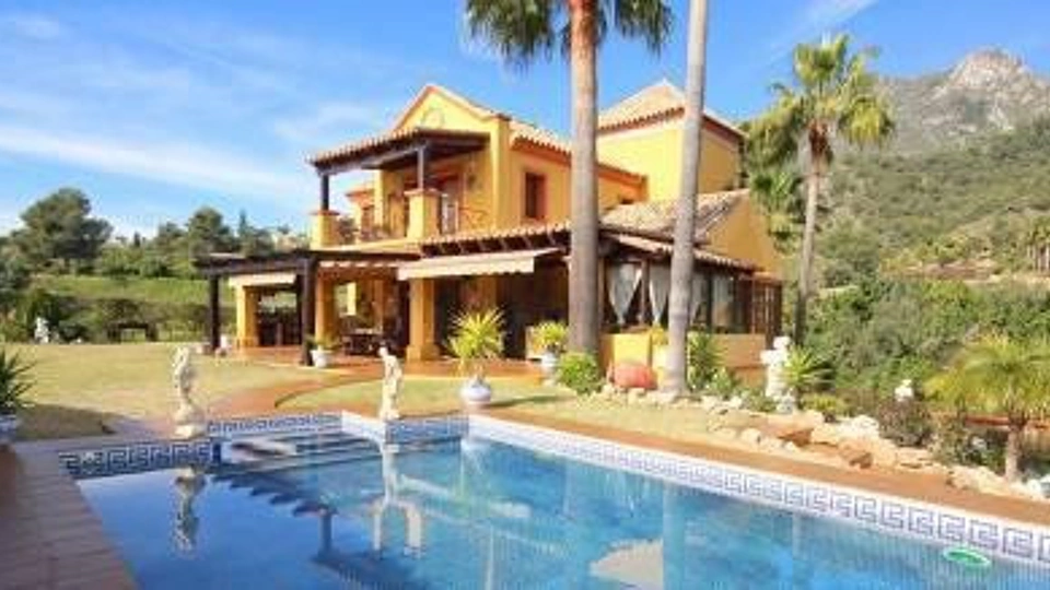 Villa en venta en Sierra Blanca, Marbella Golden Mile