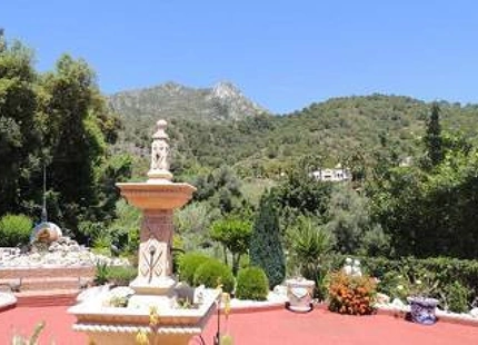 Villa en venta en Sierra Blanca, Marbella Golden Mile