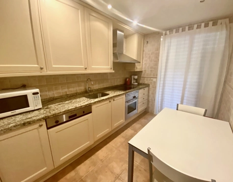 Apartamento Planta Baja en alquiler larga temporada en Marbella - Puerto Banus