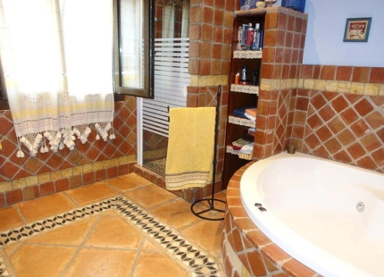 Villa for short term rent in Nueva Andalucia, Marbella