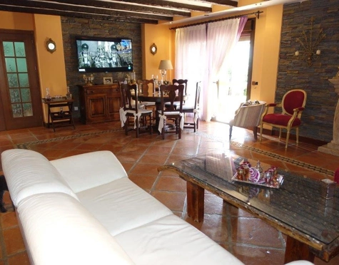 Villa en alquiler a corta temporada en Nueva Andalucia, Marbella