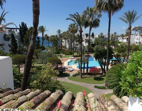 Penthouse for short term rent in Estepona