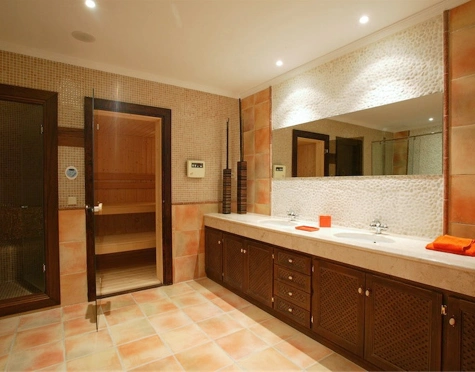 Villa for sale in Benahavis