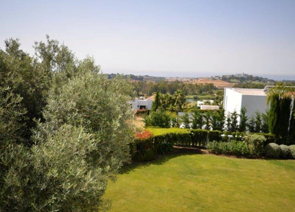 Villa for sale in Benahavis