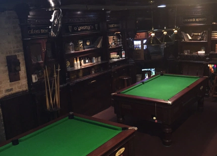 Bar en venta en Marbella - Puerto Banus