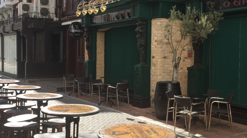 Bar en venta en Marbella - Puerto Banus