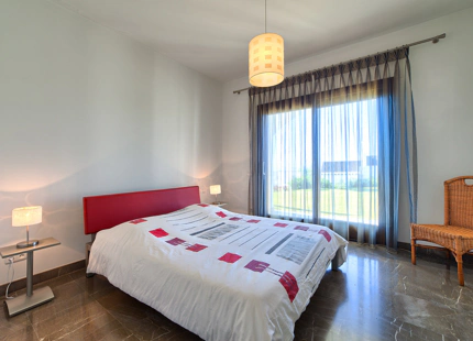 Villa for sale in Benahavis