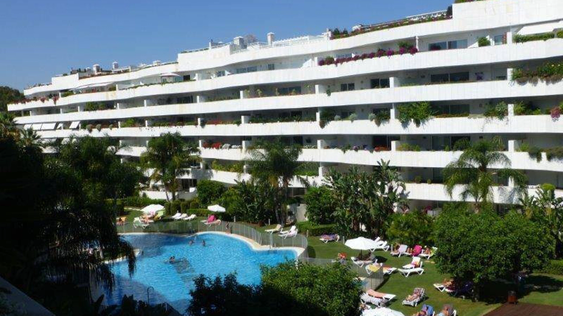 Apartment for long term rent in Marbella - Puerto Banus