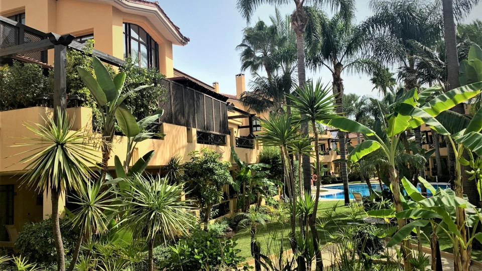 Apartamento Planta Baja en alquiler larga temporada en Marbella - Puerto Banus