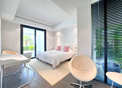 Villa for sale in Benahavis