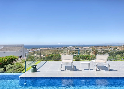 Villa for sale in Benahavis