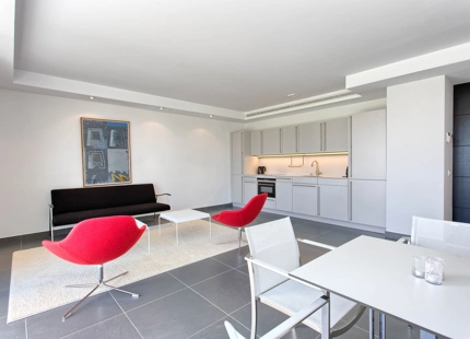Villa for sale in Benahavis