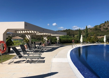 Apartment for sale in Benahavis