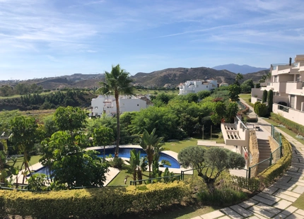 Apartment for sale in Benahavis