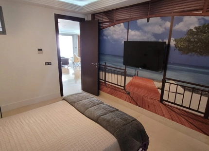 Apartment for sale in Benahavis