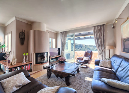 Penthouse for sale in Benahavis
