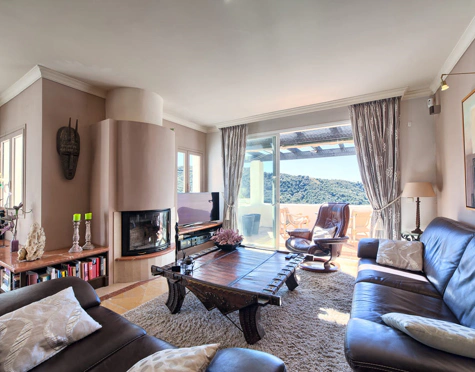 Penthouse for sale in Benahavis