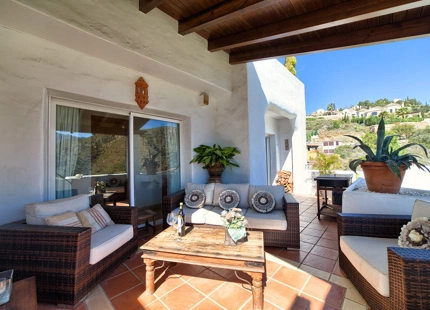 Penthouse for sale in Benahavis