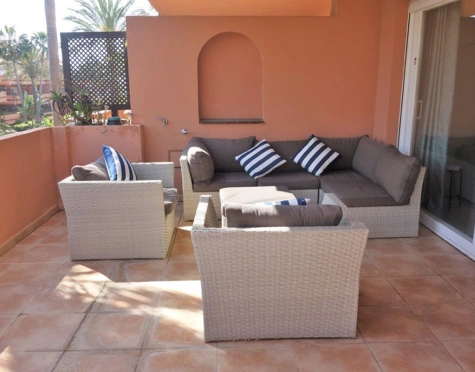 Apartamento en alquiler a corta temporada en Nueva Andalucia, Marbella
