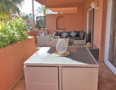 Apartamento en alquiler a corta temporada en Nueva Andalucia, Marbella