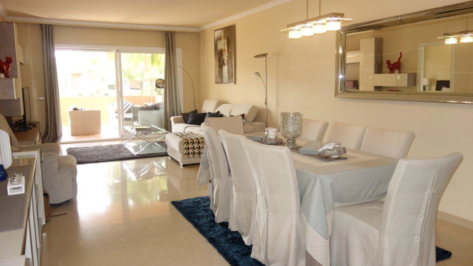 Apartment for long term rent in Nueva Andalucia, Marbella
