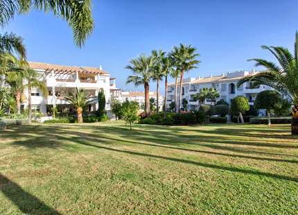 Apartamento en alquiler a corta temporada en New Golden Mile, Estepona Este