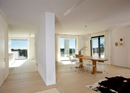 Villa for sale in Benahavis