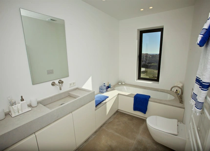 Villa for sale in Benahavis