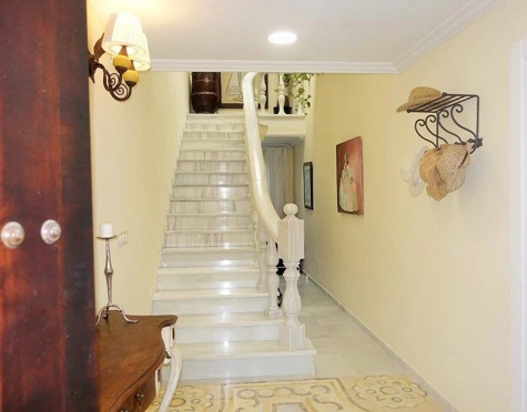 Villa for short term rent in Nueva Andalucia, Marbella