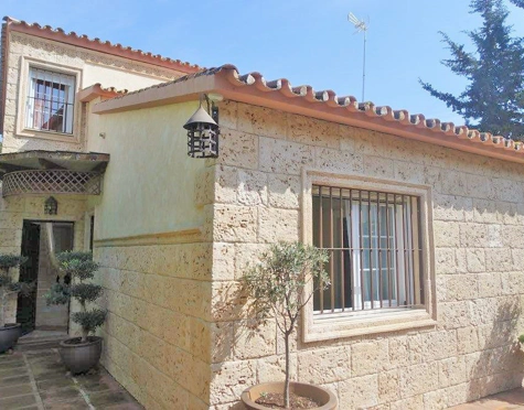 Villa for short term rent in Nueva Andalucia, Marbella