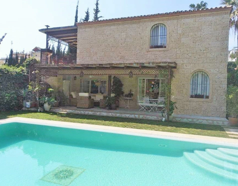 Villa for short term rent in Nueva Andalucia, Marbella
