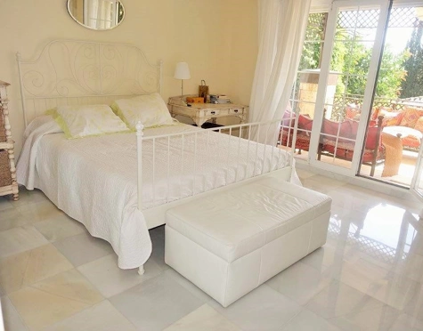 Villa for short term rent in Nueva Andalucia, Marbella