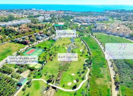 Villa en venta en New Golden Mile, Estepona Este
