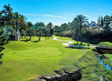 Villa en venta en New Golden Mile, Estepona Este