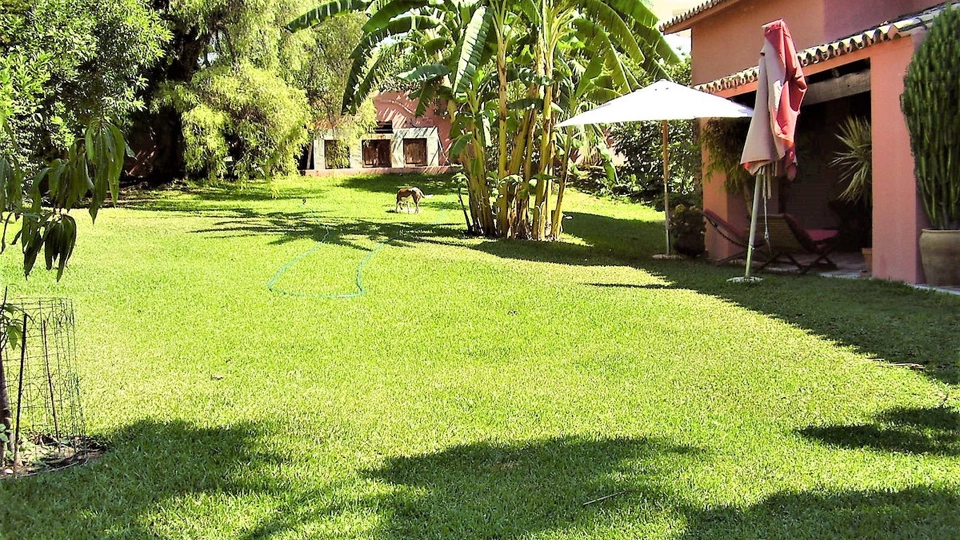 Villa en venta en Guadalmina Alta, San Pedro de Alcantara