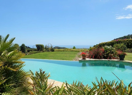 Villa for long term rent in Benahavis