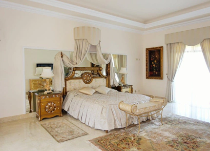 Villa for long term rent in Benahavis